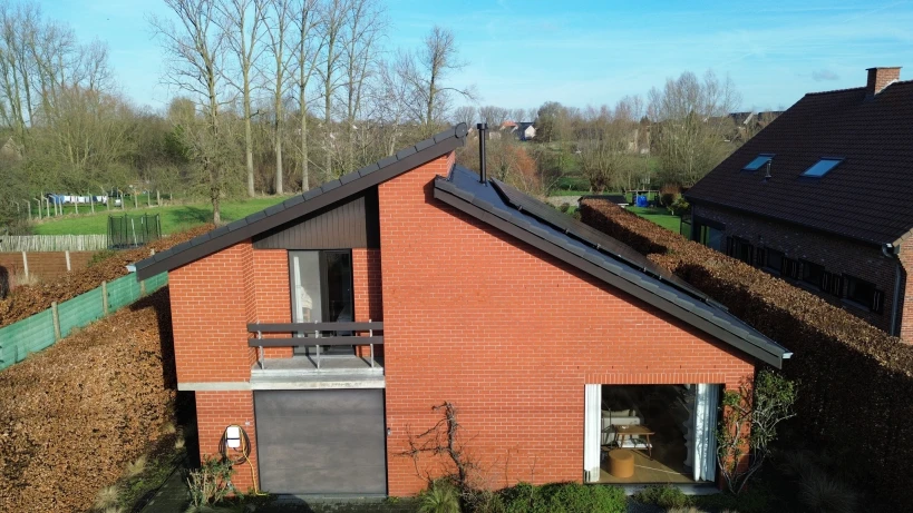 Totale dakrenovatie te Galmaarden