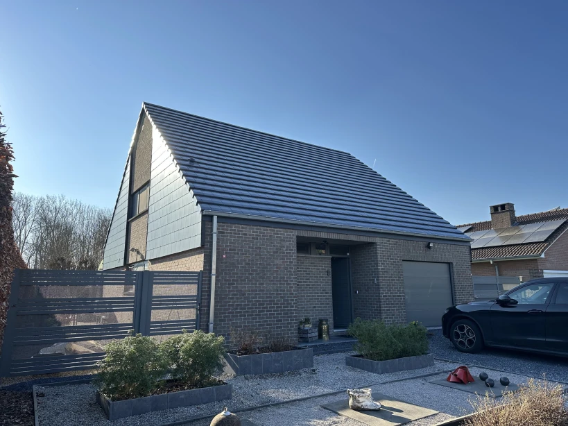 Totale dak - en gevelrenovatie te Galmaarden