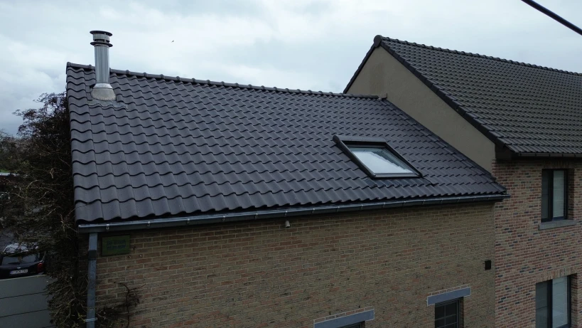 Totale dakrenovatie te Tollembeek