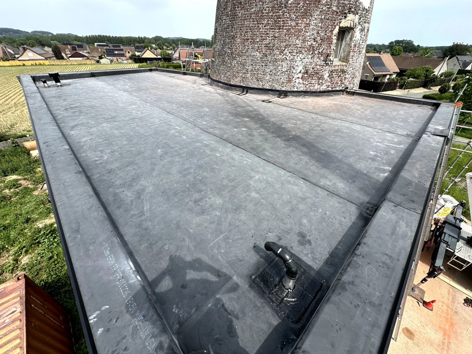 Plat dak project Flietermolen te Tollembeek